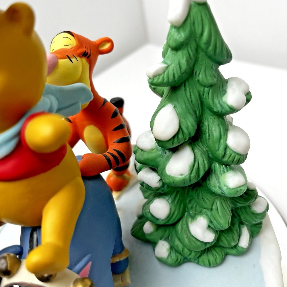 1997 Disney & Grolier CHRISTMAS FIGURINE "Pooh's Skating‎ Party" Limited Edition - Picture 17 of 17